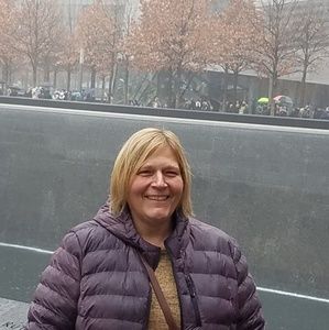 Meet your Posher, Robin